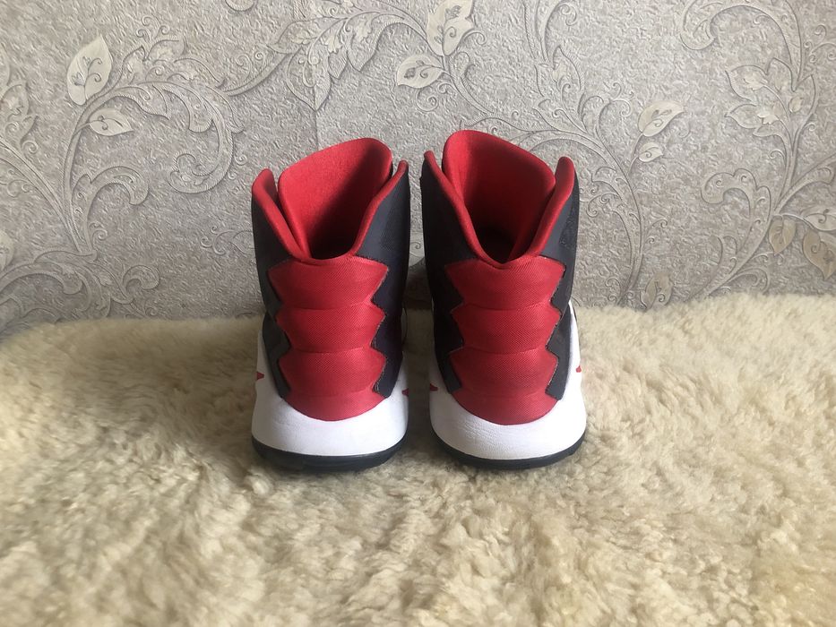 Кросівки Nike Hyperdunk для баскетболу, волейбол 44 43,5 43 28 27,5