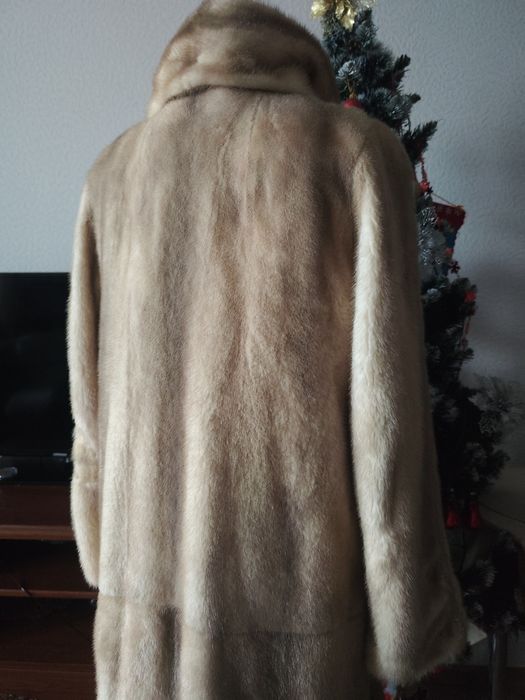 Натуральна шуба з норки  48р.