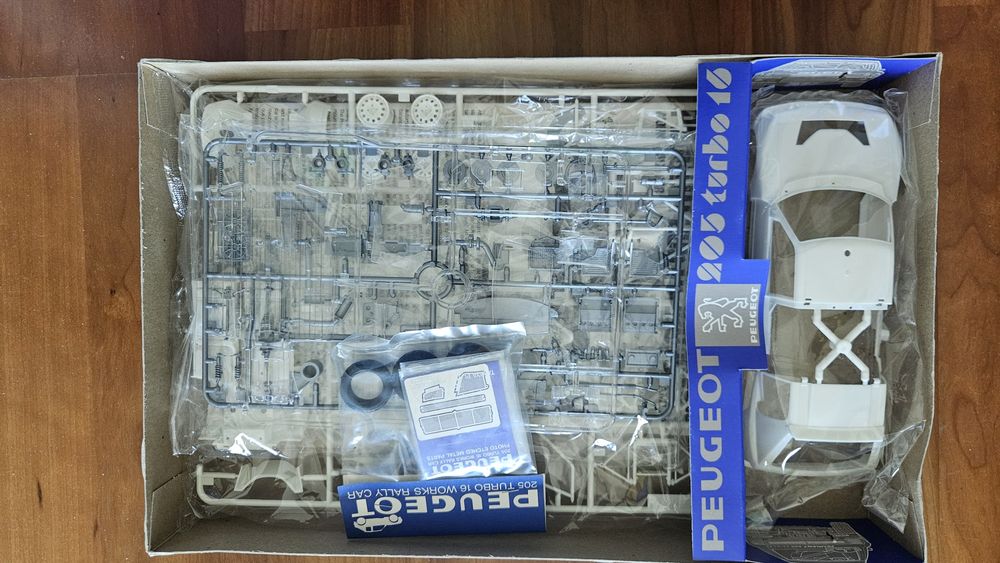 Tamiya peugeot 205 turbo wrc