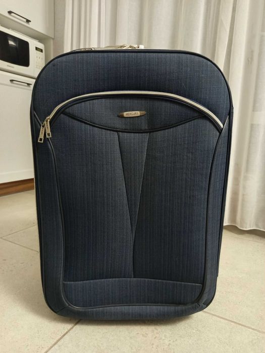 Продам валізу б/у