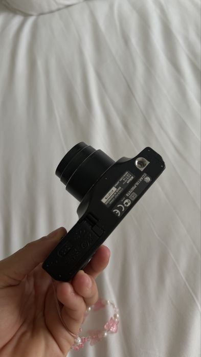 Nikon COOLPIX S9500