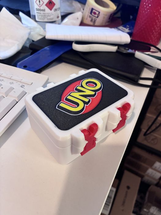 Caixa para guardar cartas UNO