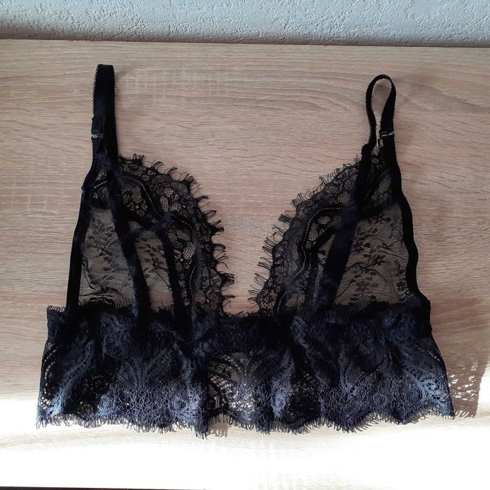 Czarny koronkowy biustonosz stanik // Le Baiser