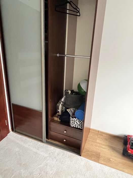Szafa przesuwna na wymiar w zabudowe