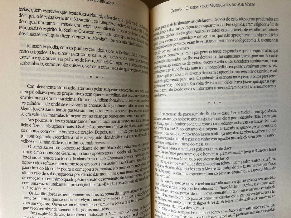 Qumrân: O Enigma dos Manuscritos do Mar Morto, de Eliette Abécassis