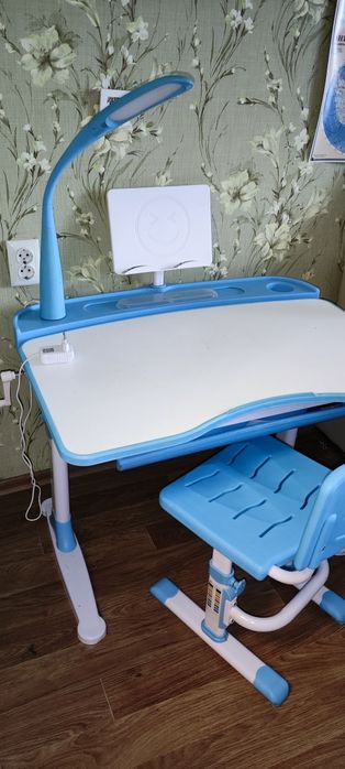 Стіл та стілець дитячий регульована висота