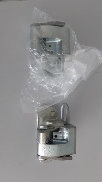 Петля Фольксваген т5 т6 т6.1 vw t5 t5GP t6 multivan дверна петля