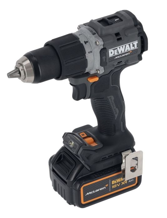 Aparafusadora DeWalt Maclaren usada como nova