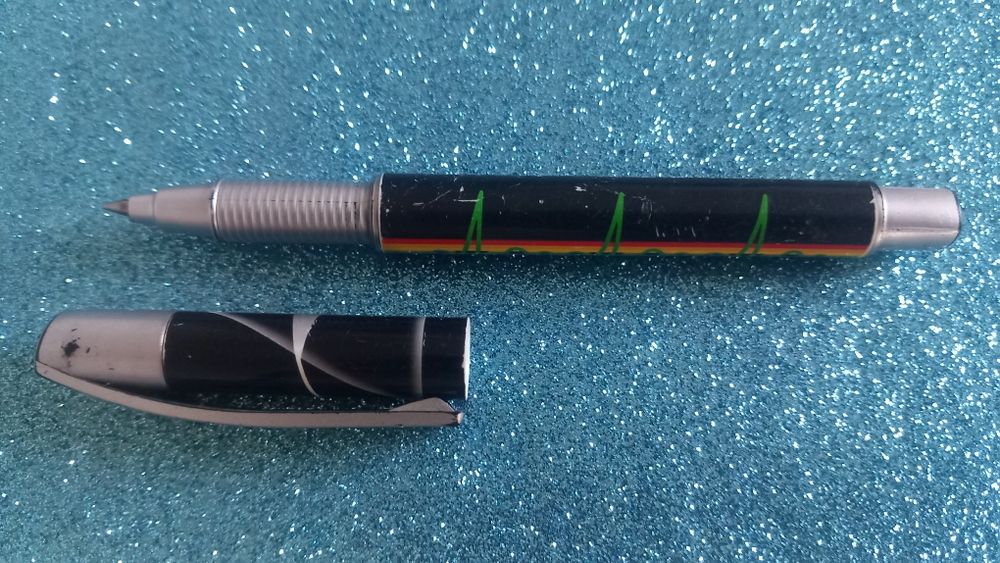 Caneta oficial Pink Floyd - Dark Side of the Moon