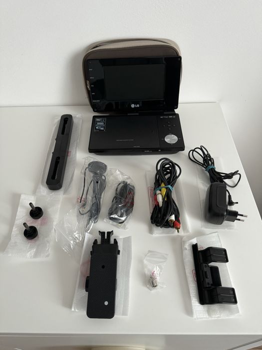 Portable DVD/CD player