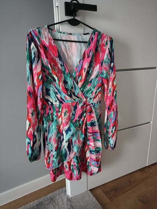 Sukienka rozmiar M nowa bez metki