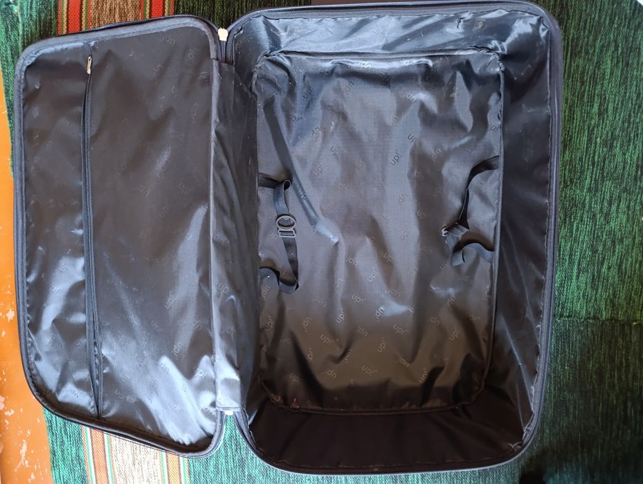 Чемодан , ручная кладь