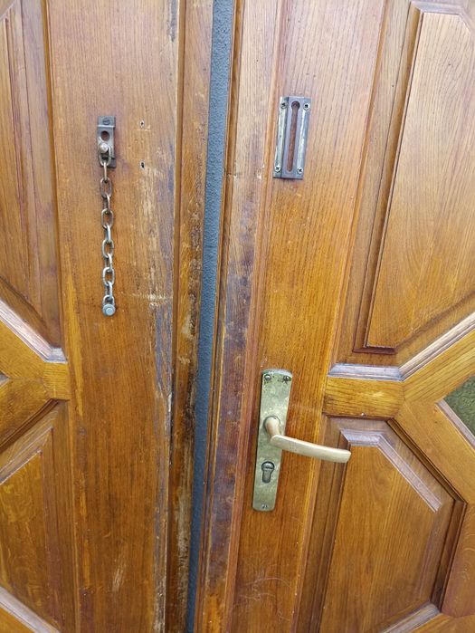 Drzwi wejściowe do domu