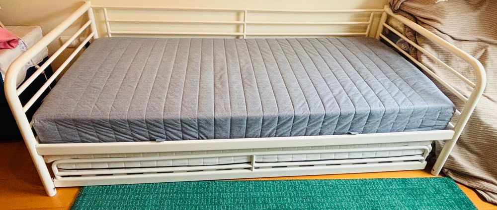 Moveis usados, cama e colchões