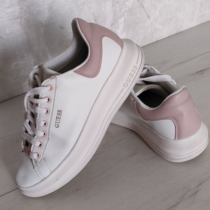 Жіночі Кросівки/Кеди/Снікерси Guess VIBO
