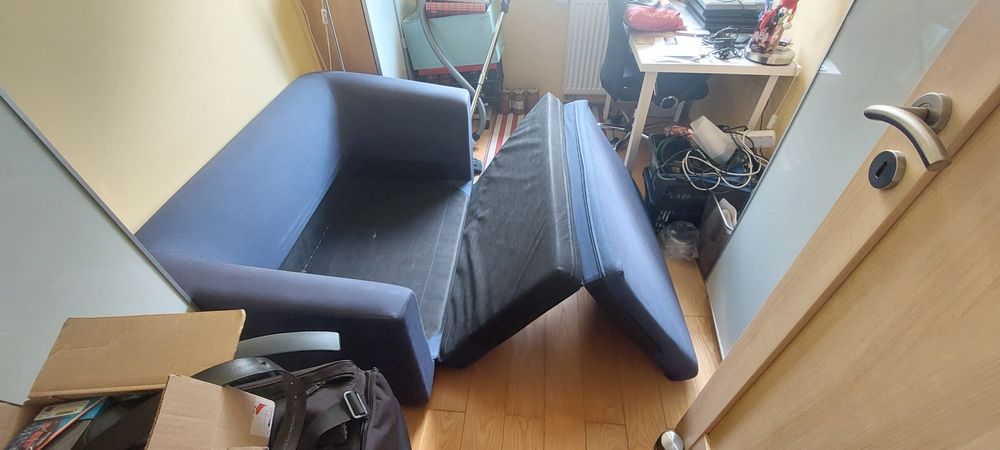 Lekka rozkładana sofa