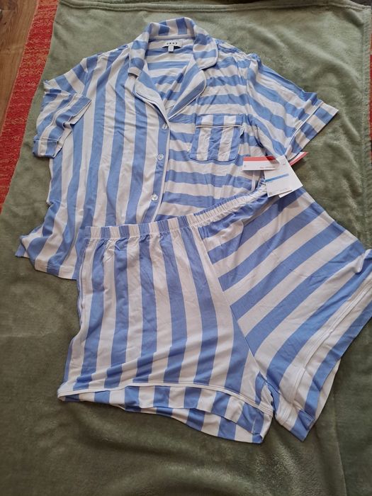 Nowa Piżama DKNY XL – Luksusowy Komplet 2-częściowy w Paski (NWT)