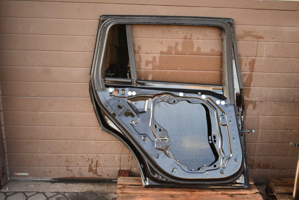 BMW X7 G07 komplet szyb lewych tylnych drzwi