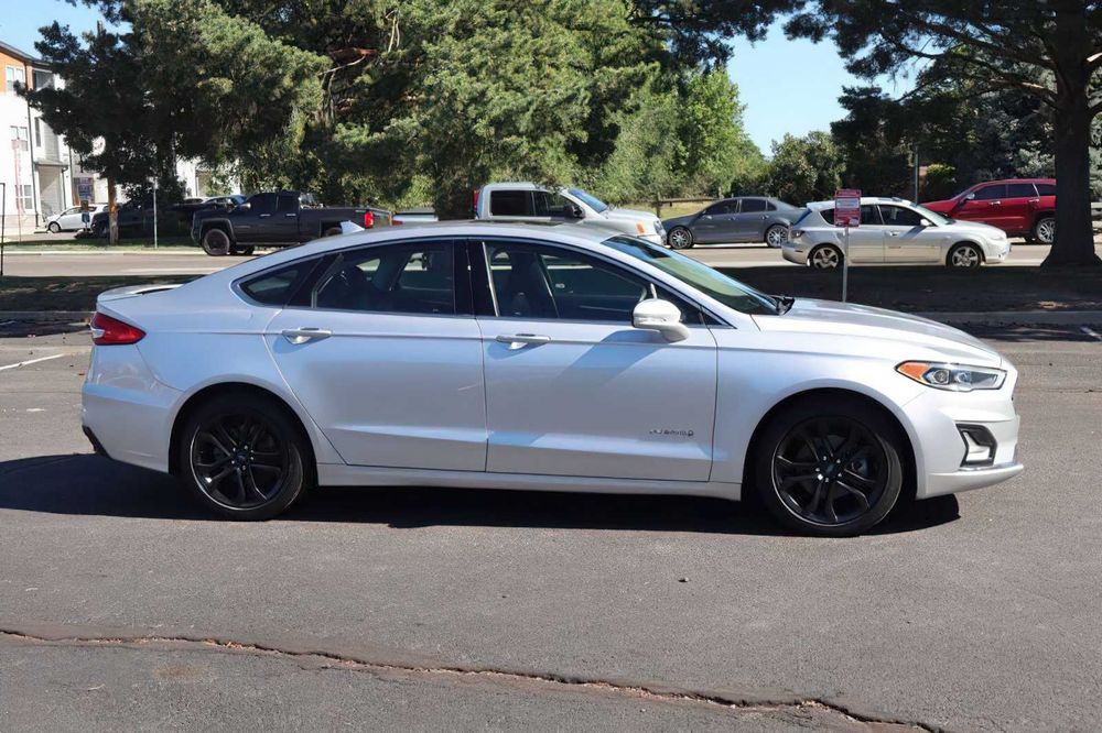 Ford Fusion Titanium      2019