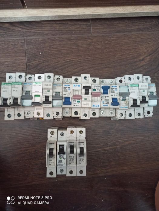 Bezpieczniki c32 b32