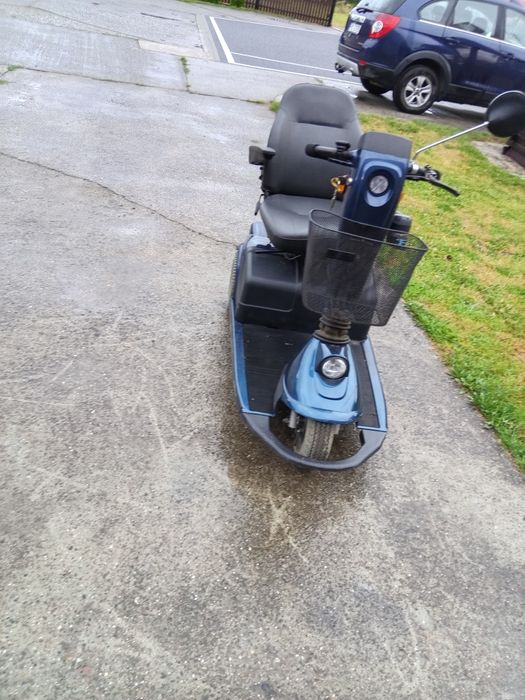 Sprzedam wózek inwalidzki