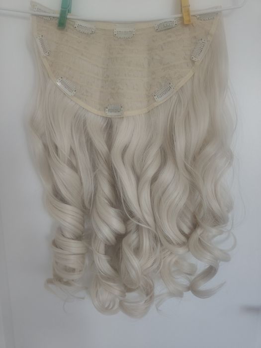 Syntetyczne włosy klipsy loki blond 2szt