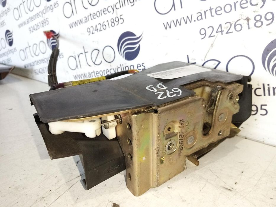 Fechadura Porta Frente Direita Ford Escort Berlina