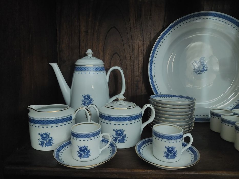 Serviço de café Vista Alegre modelo cozinha velha