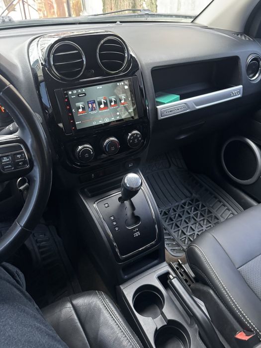 JJeep Compass 2016.