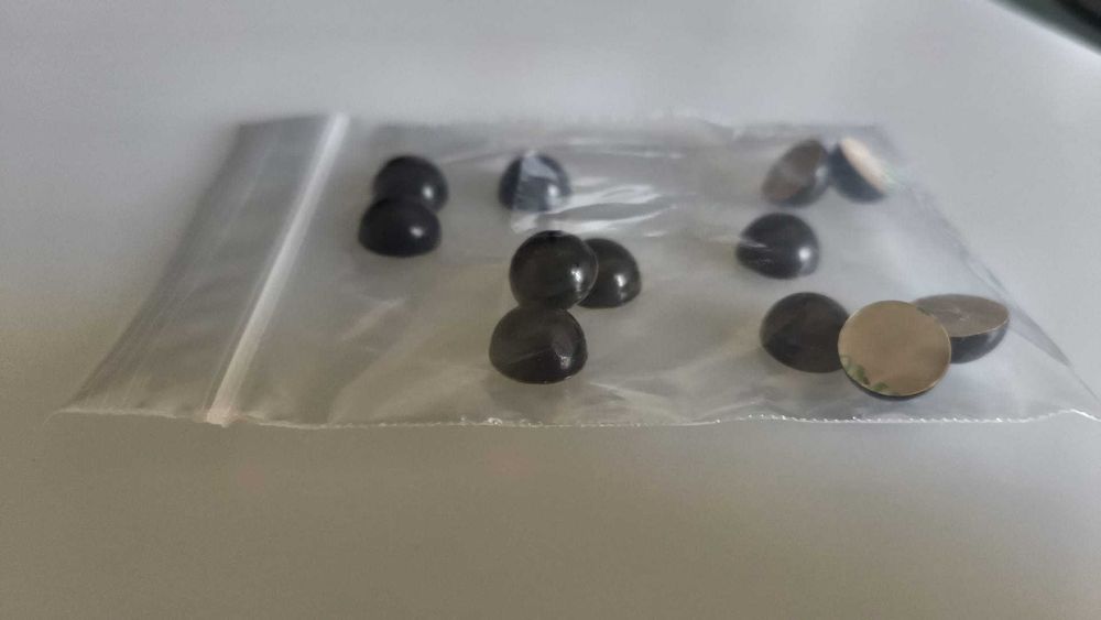 Pés de Isolamento Sorbothane 12mm (Mini Pods 50D) – Importados EUA (Novos)