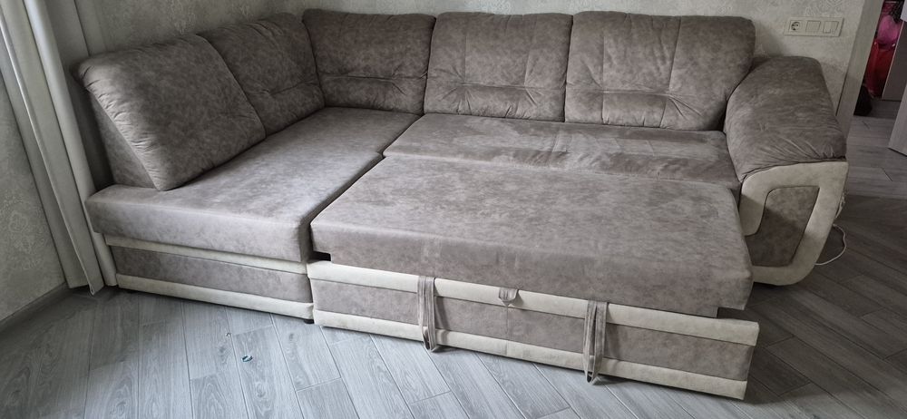 Продам угловой диван!