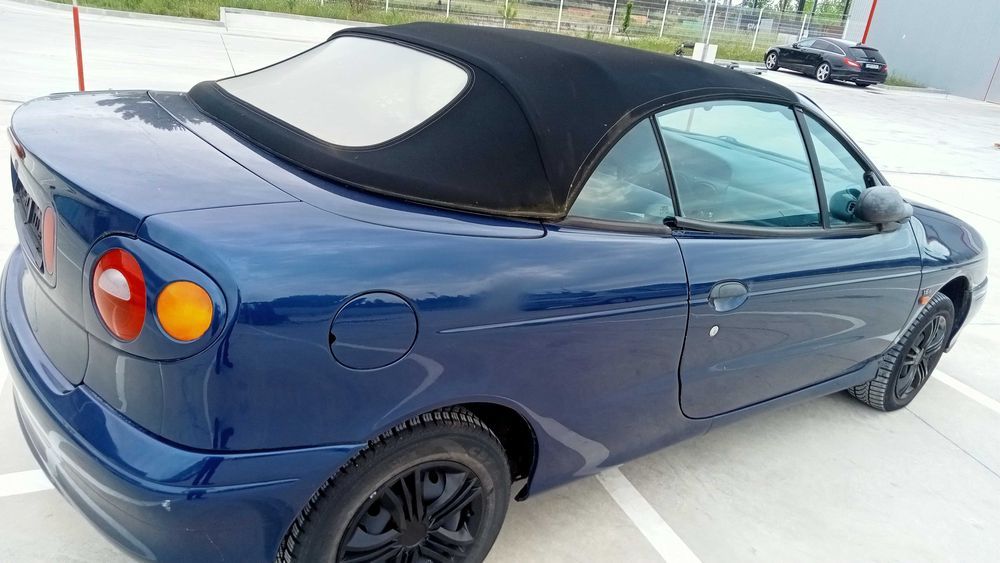 Temos para peças Renault Megane Cabrio Gasolina