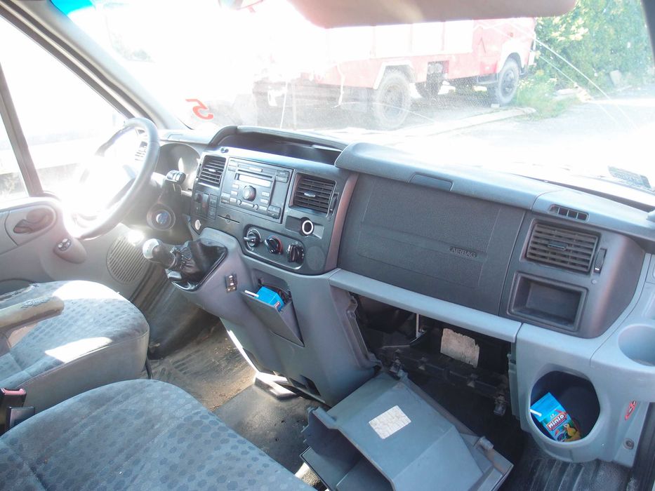 Ford Transit Bus/ Fotele/ 2.2D 85km / 2010r. / na części