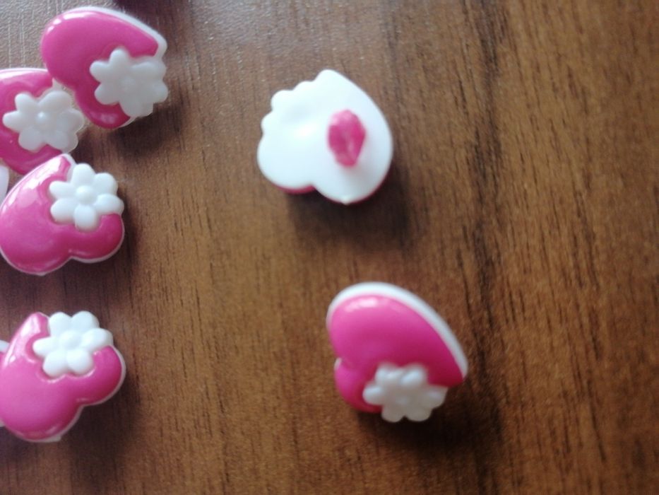 Guziki zestaw 11 sztuk