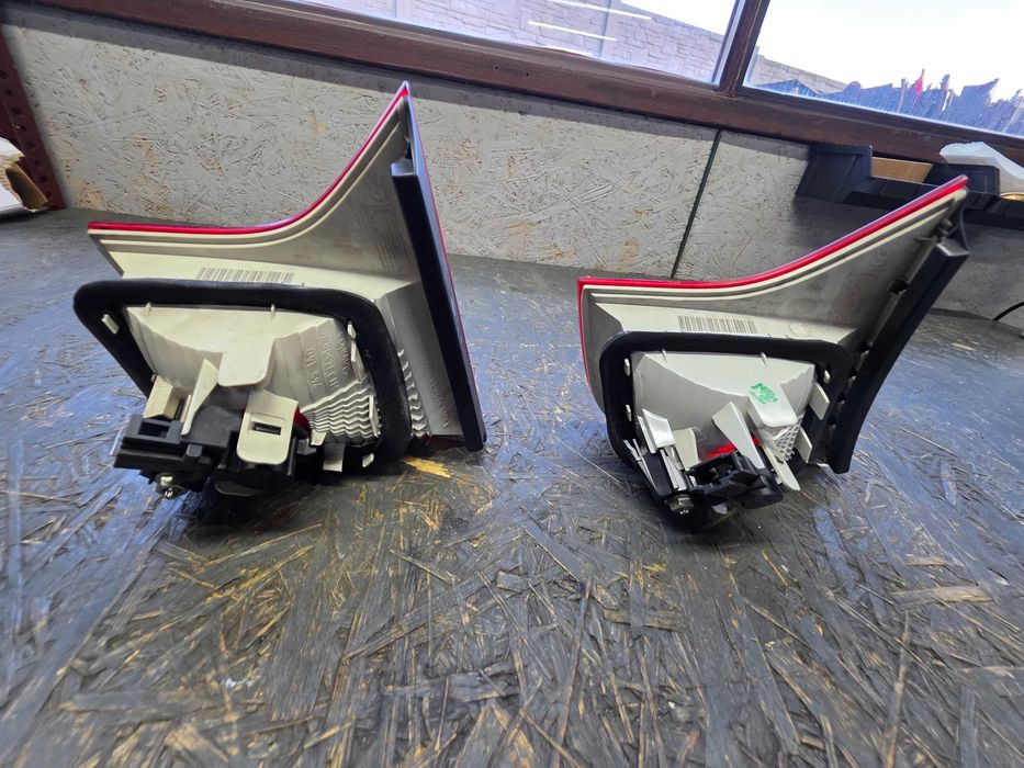 Lampa Audi A4 B7 Sedan Prawy Tył Klapa 8E5.945.094A