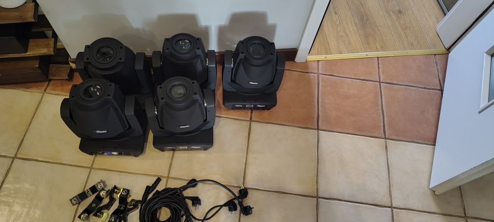 Ruchome głowy Varytec Hero Spot 90