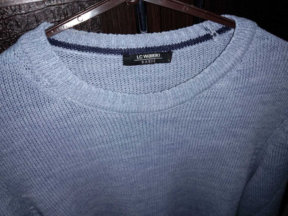 Свитера демисезонные р. М-L (46), хорошее состояние