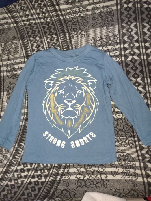 8 camisolas 3/4 anos Prénatal