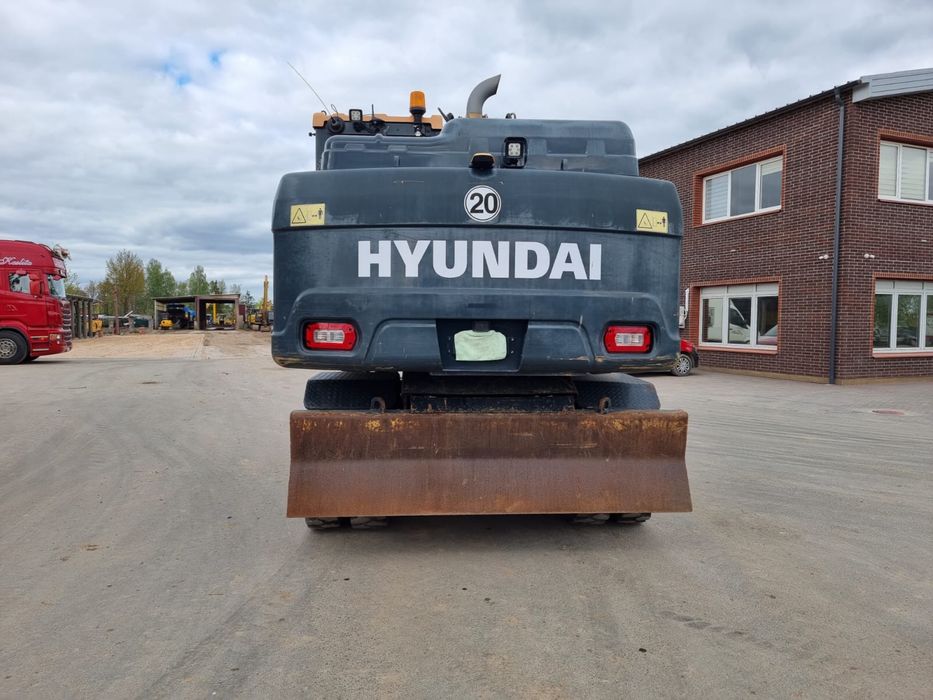 Продам экскаватор Hyundai HW 180 D , 2022 года