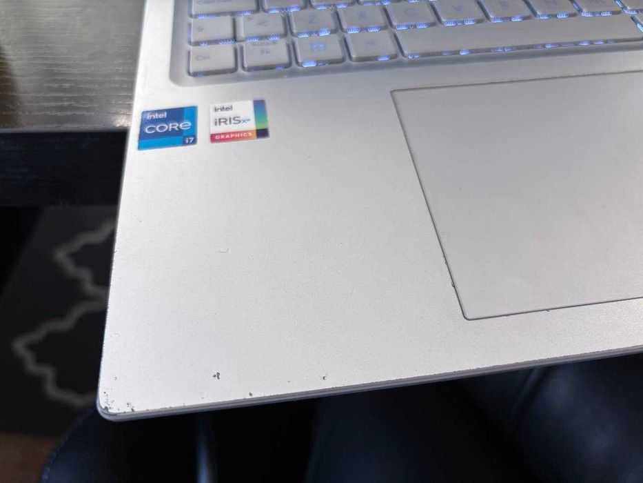 ASUS Vivobook 16 F1605EA