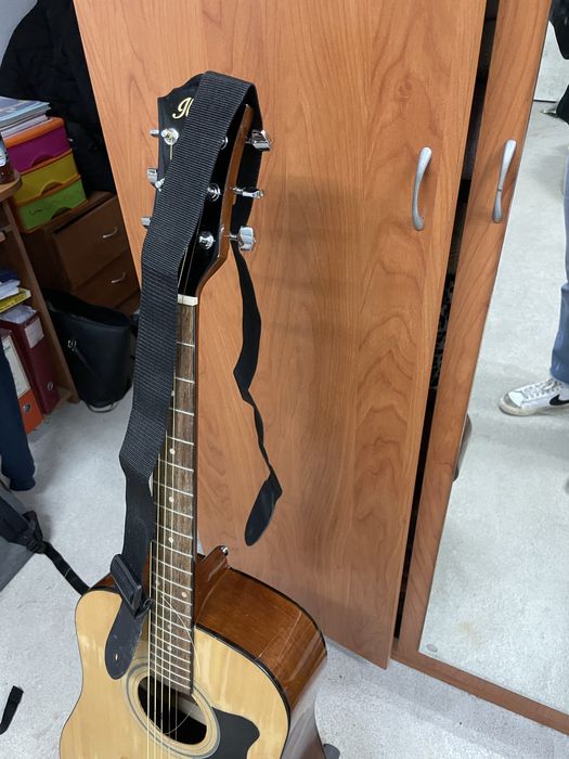 Guitarra acustica