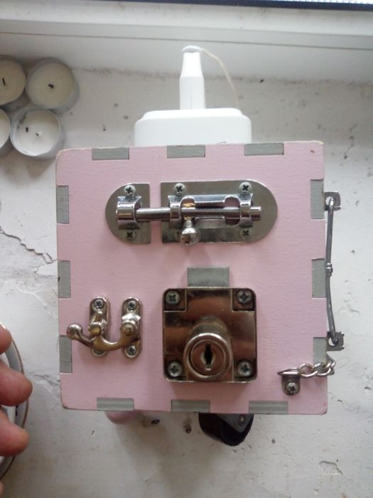 Бізікуб дитячий іграшка