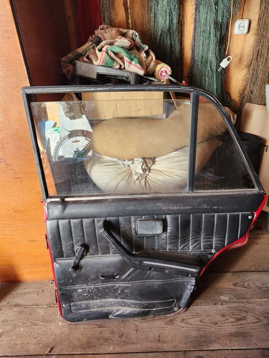 Двері ВАЗ 2107,2105,2104