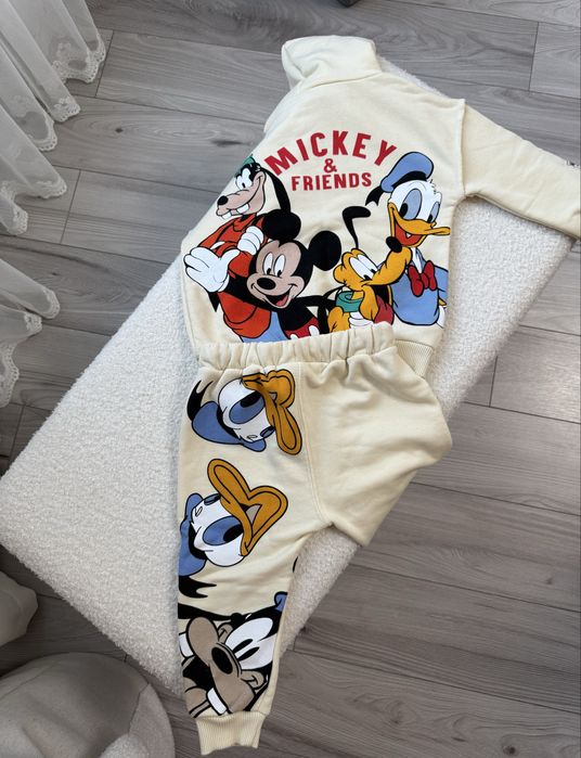 Дитячий костюм  зара