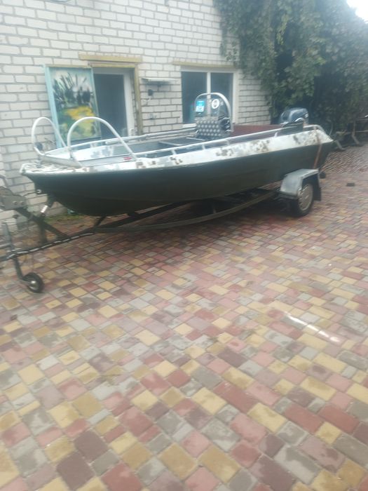 Продам лодку Крим, мотор Ямаха 25.