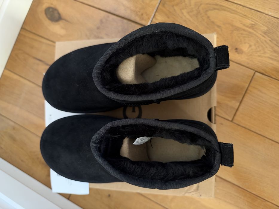Ugg classic ultra mini platform czarne rozmiar 40 Nowe Orginalne