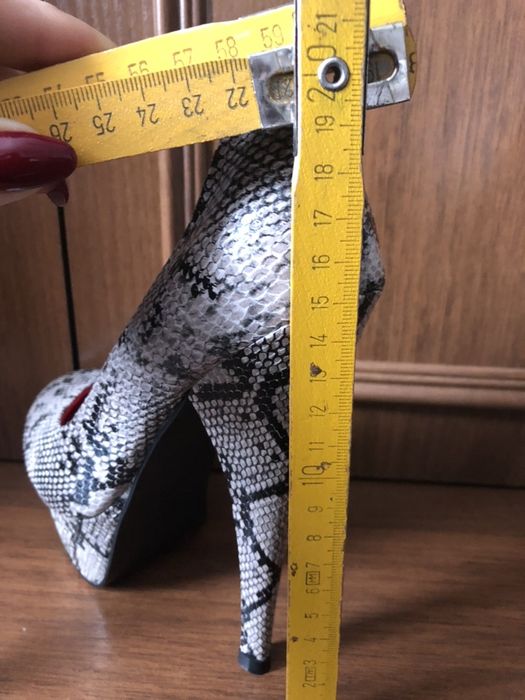 Туфлі жіночі