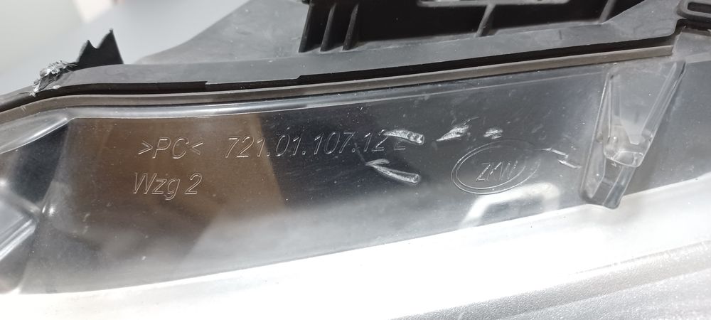 Farol Esquerdo BMW F30 F31