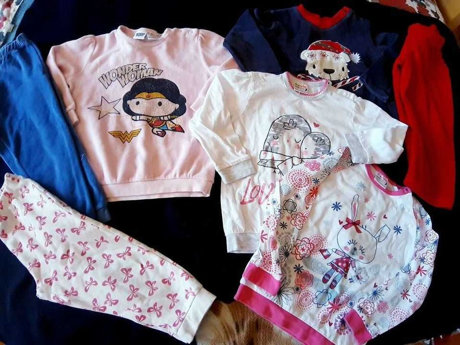 Vários lotes de 18/24m