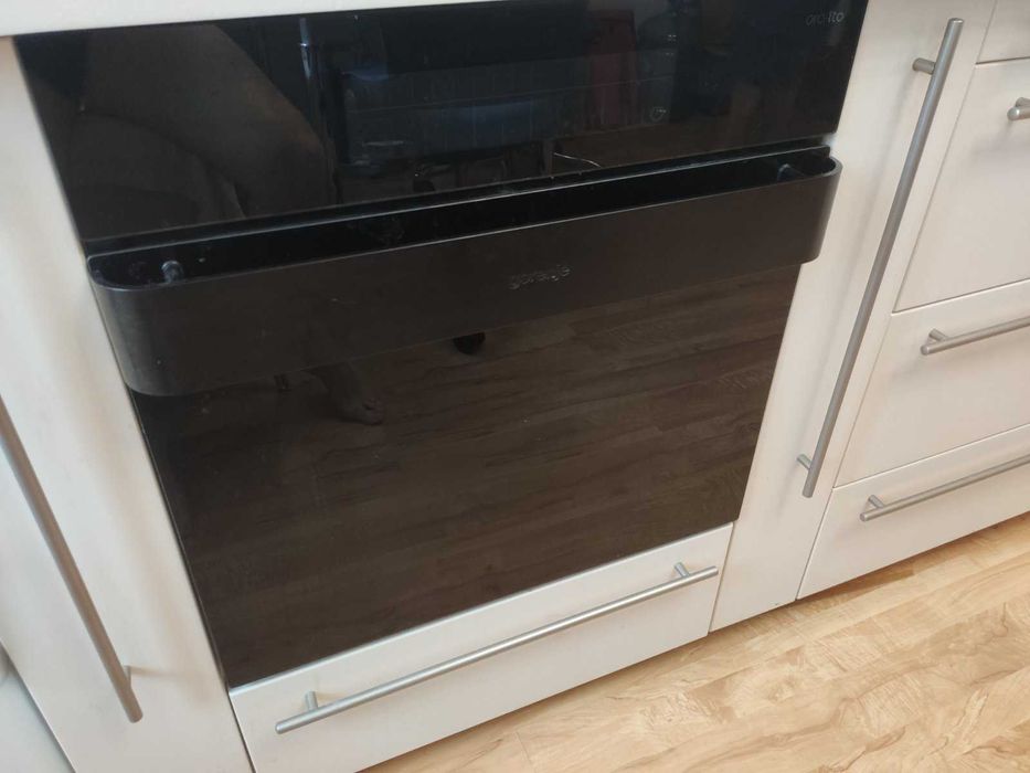 Продам духову шафу Gorenje BO 87-ORA-B, непрацює плата